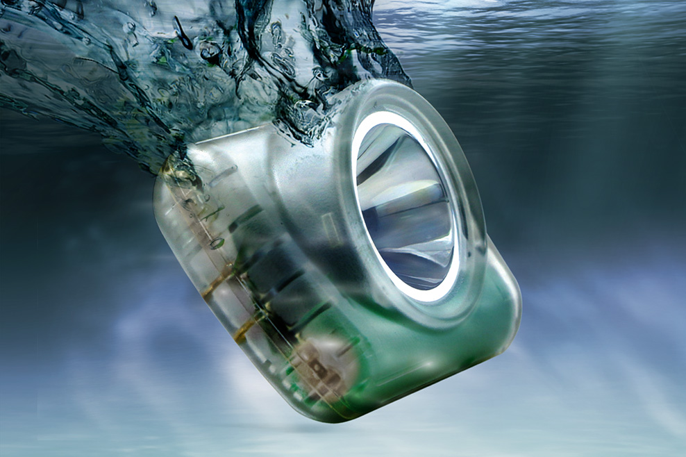 通過IP68防塵防水測試，以及50米水深壓力測試！能夠在20米水下正常工作。