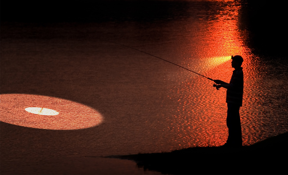 夜间钓鱼